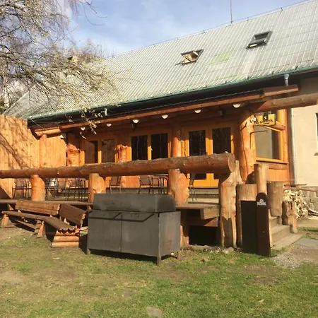 Orli Vrch بيت خشبي Zlaté Hory